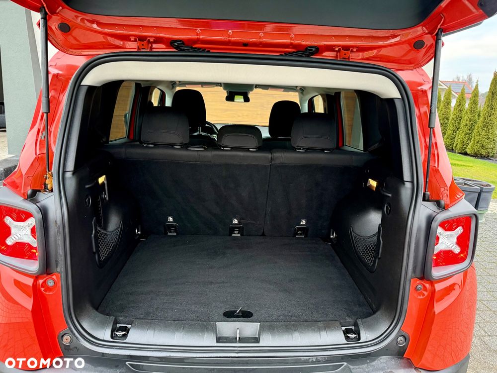Jeep Renegade - 16
