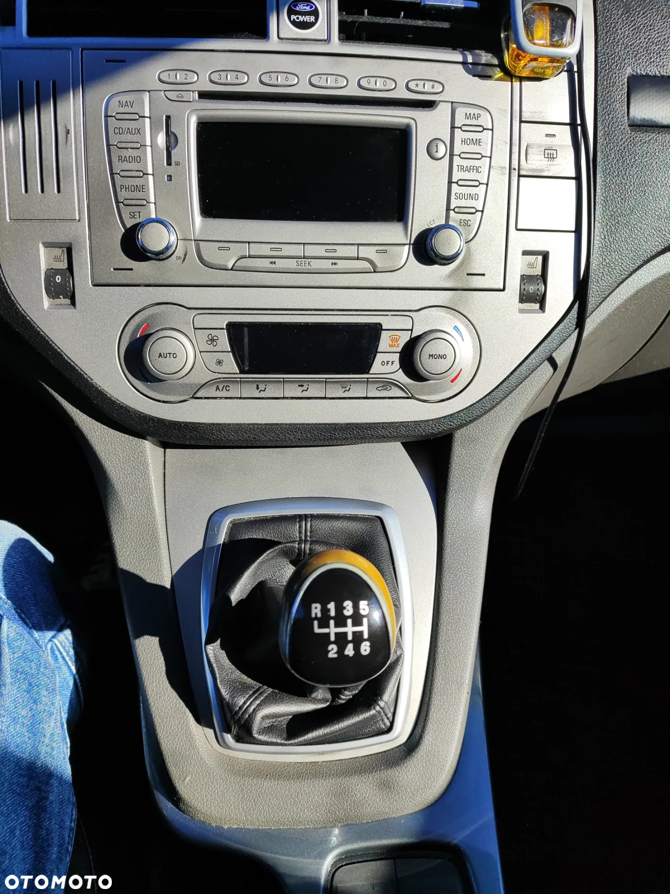 Ford Kuga 2.0 TDCi 4x4 Titanium - 6