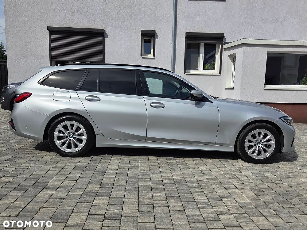 BMW Seria 3 318d MHEV Advantage - 2