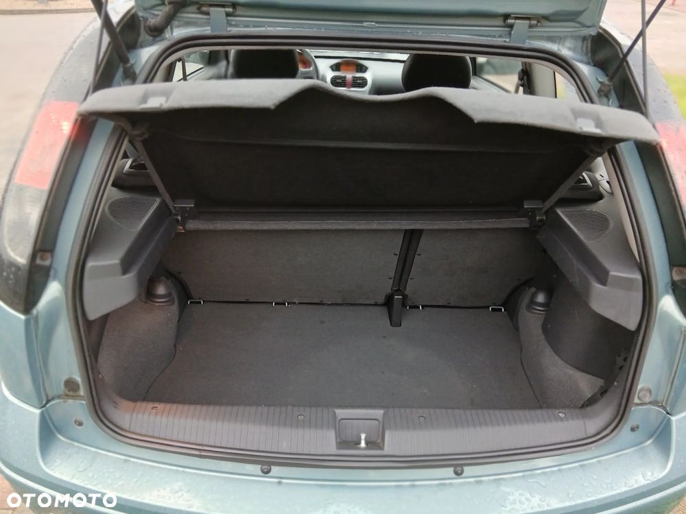 Opel Corsa 1.2 16V - 9