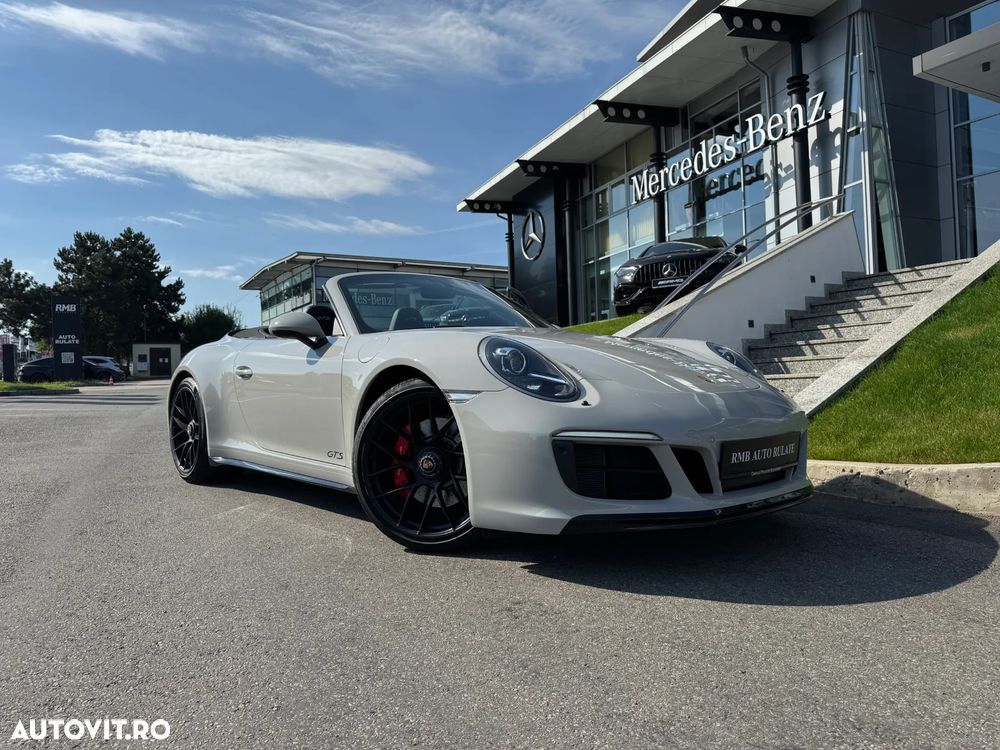Porsche 911 Carrera GTS Cabriolet PDK - 3