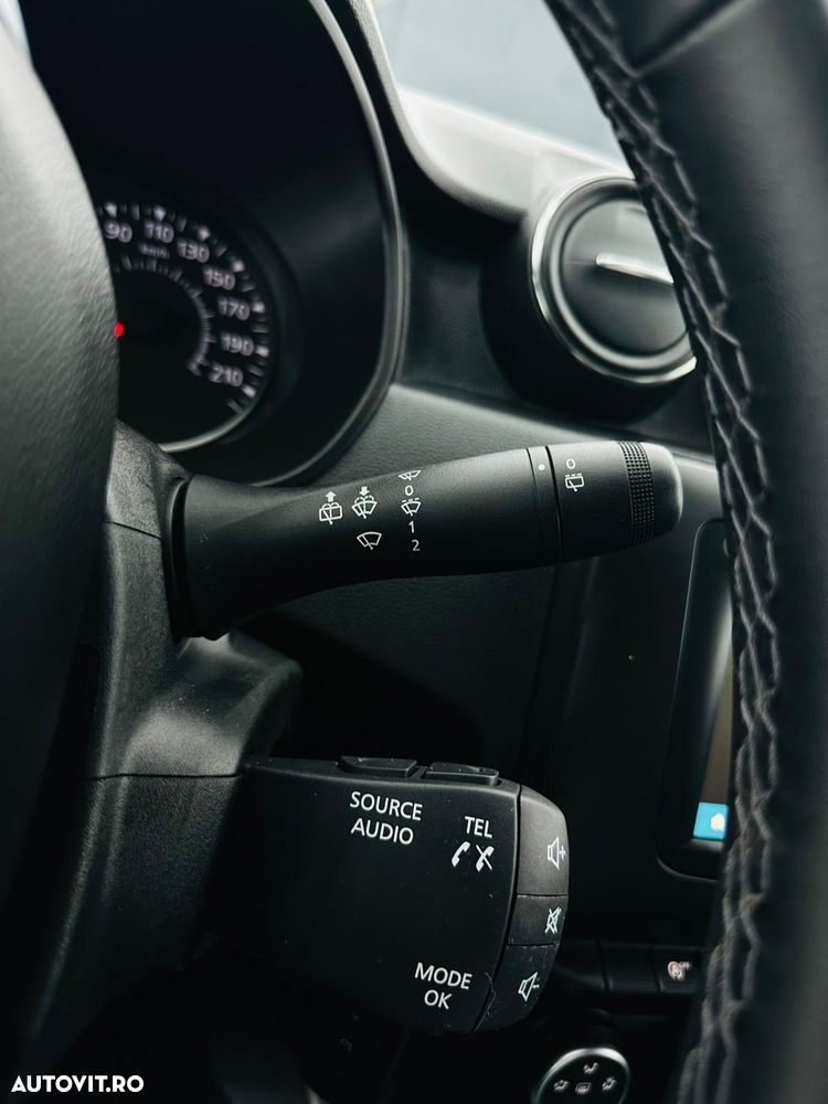 Dacia Duster SCe 115 2WD Prestige - 29