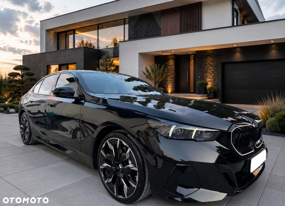 BMW Seria 5 520i mHEV - 1