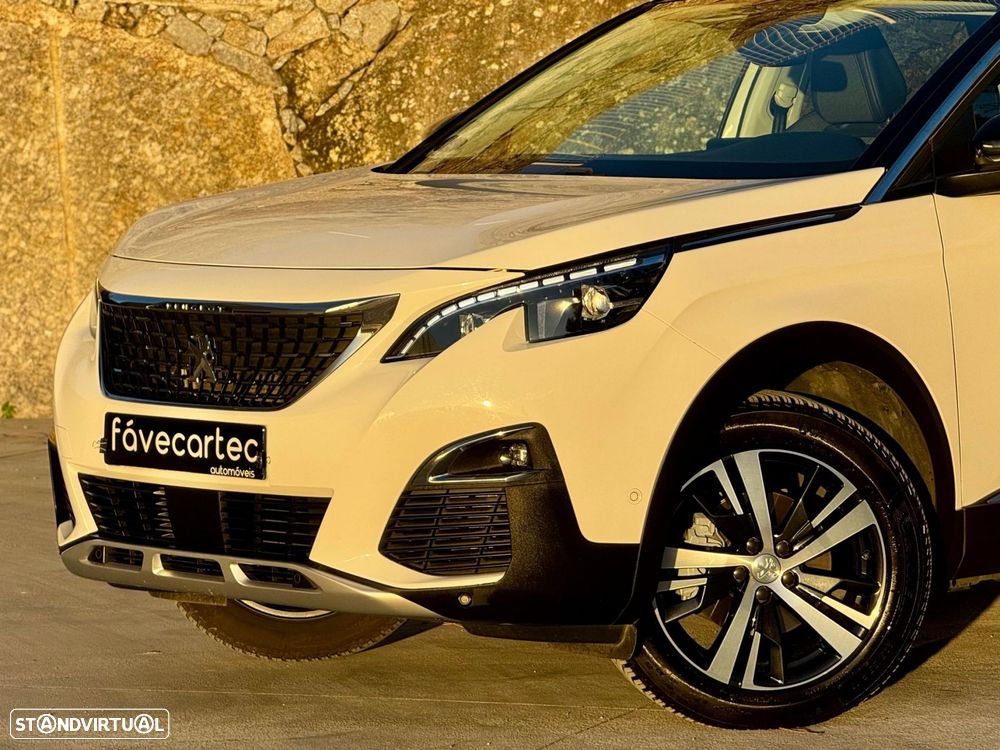 Peugeot 3008 1.2 PureTech Allure - 2