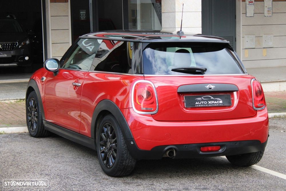 MINI 3 Portas One D - 12