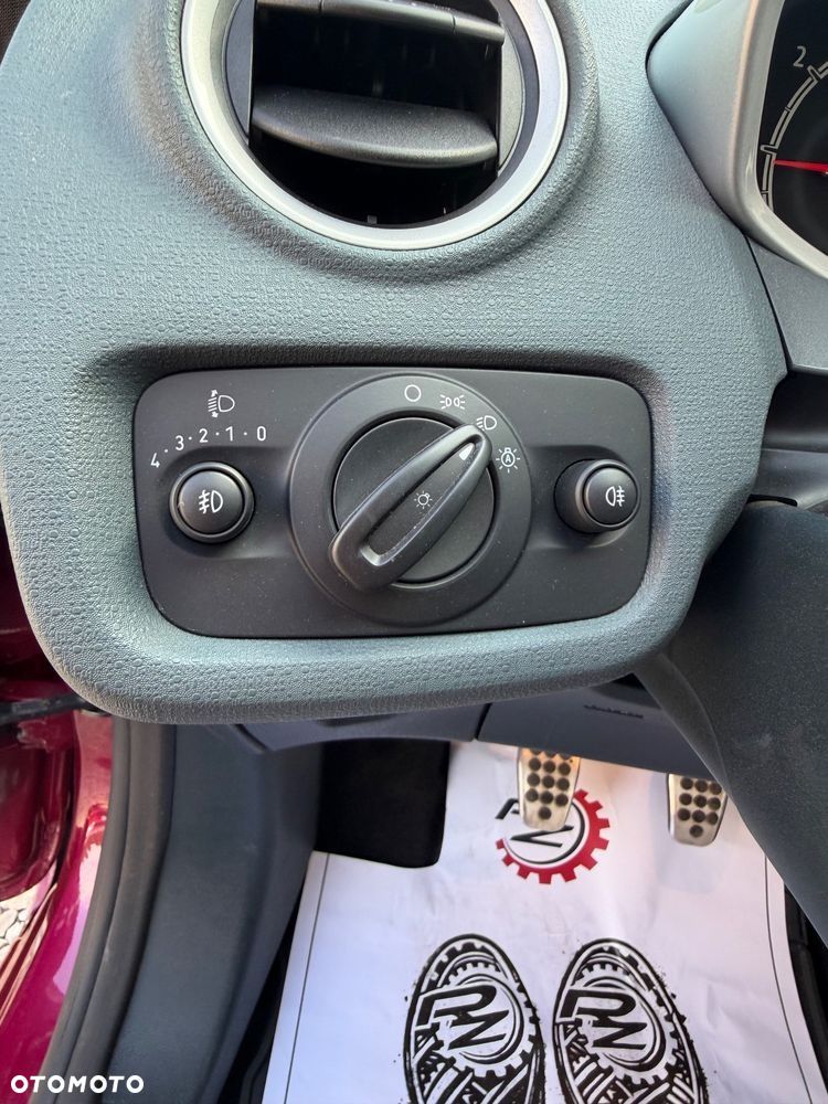 Ford Fiesta - 21