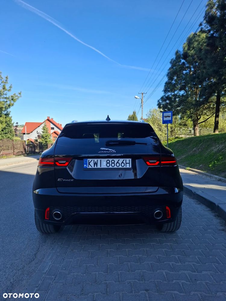 Jaguar E-Pace P200 AWD R-Dynamic SE - 6
