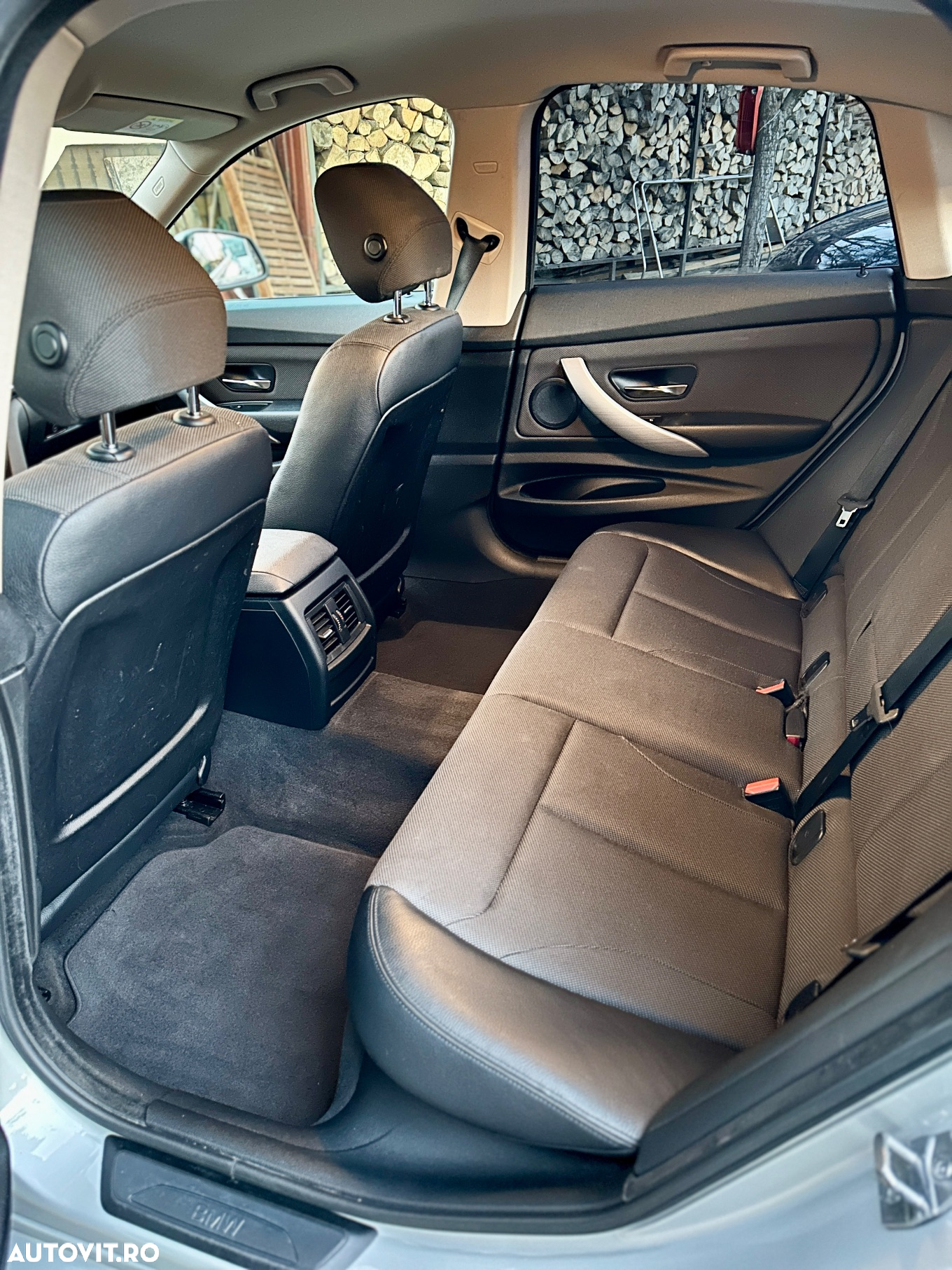 BMW Seria 3 320d GT - 8