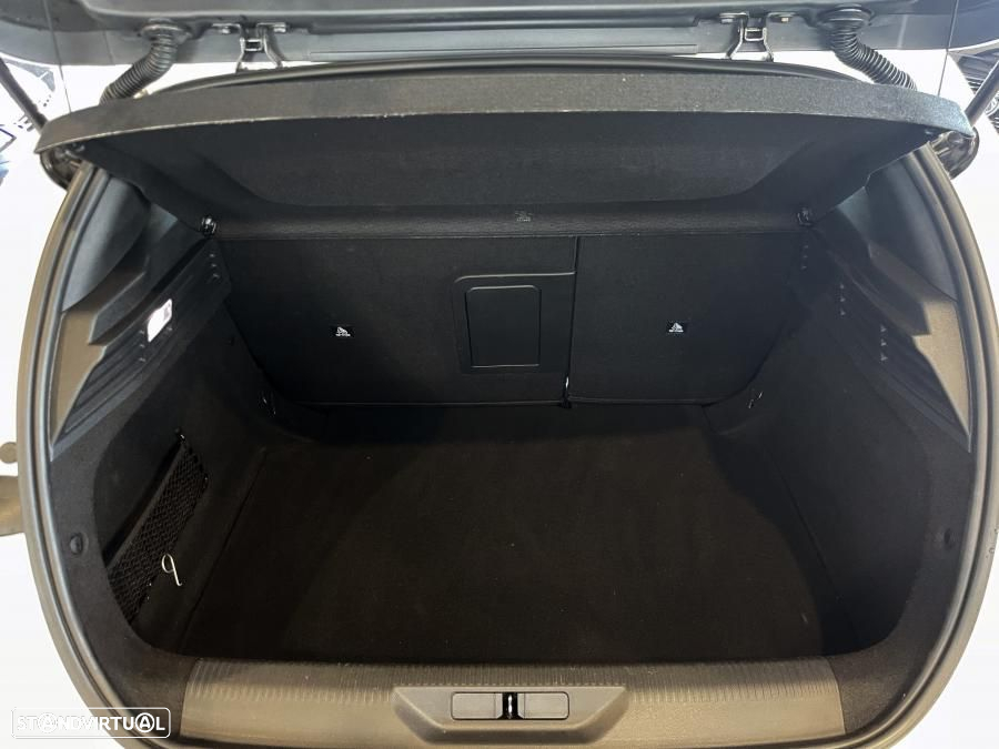 Peugeot 308 1.2 PureTech Allure EAT8 - 30