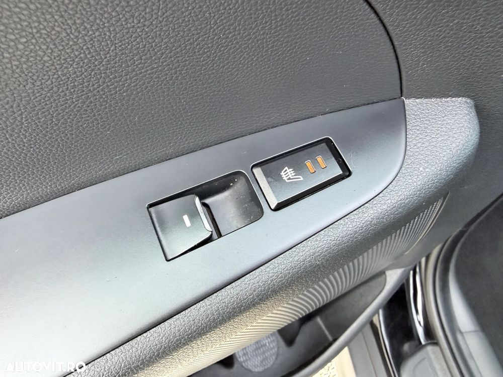 Hyundai Tucson blue 2.0 CRDi 4WD Premium - 18