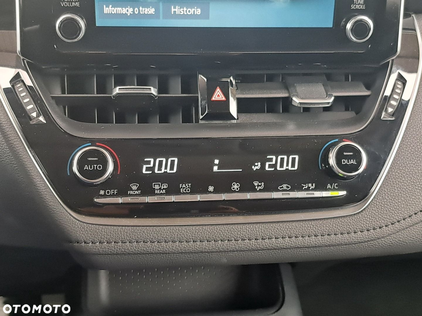 Toyota Corolla 1.8 Hybrid Comfort - 18