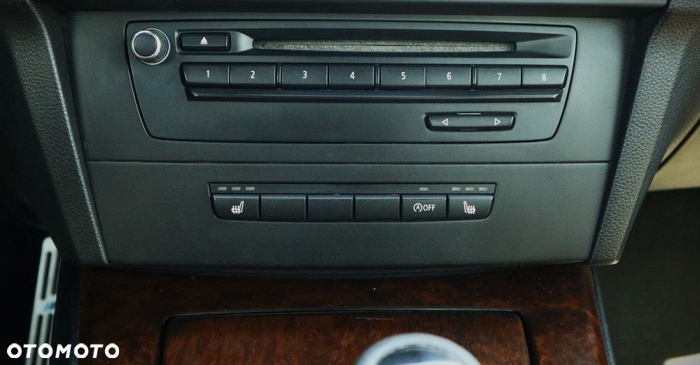 BMW Seria 3 320i Cabrio - 29