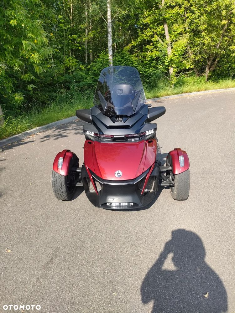 Can-Am Spyder - 9