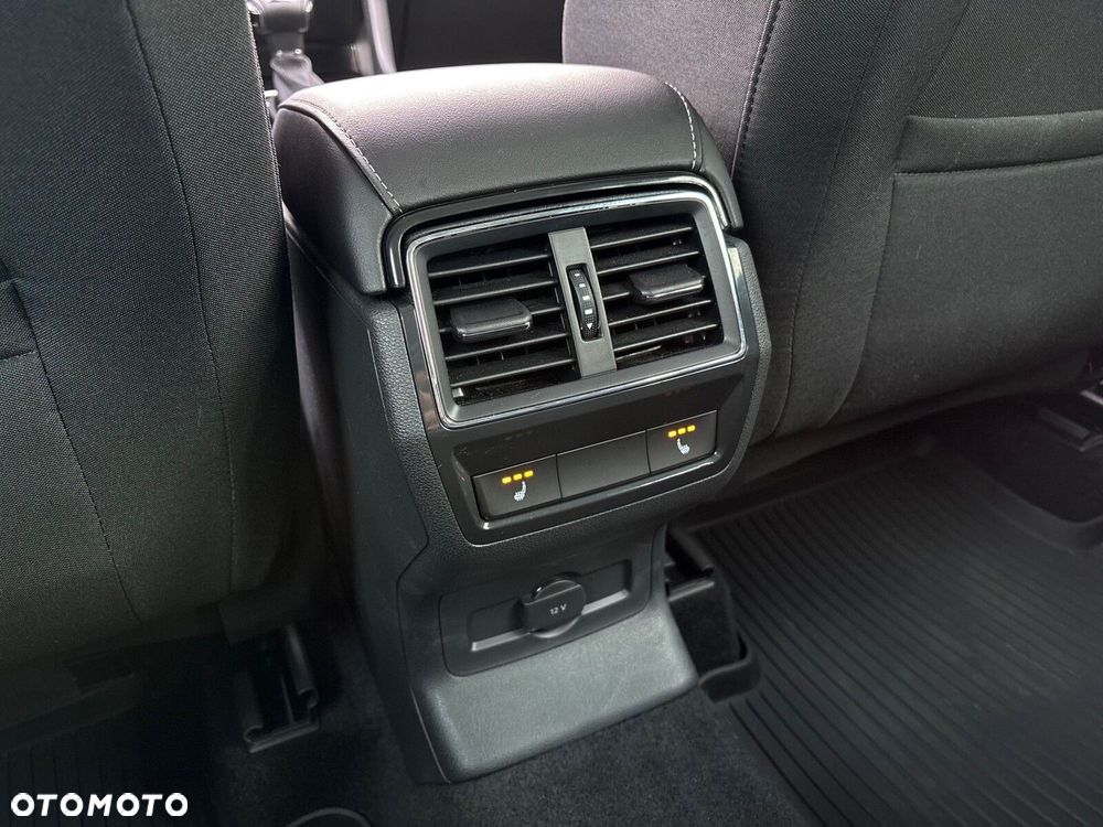 Skoda Karoq 1.5 TSI ACT 4x2 Style DSG - 34