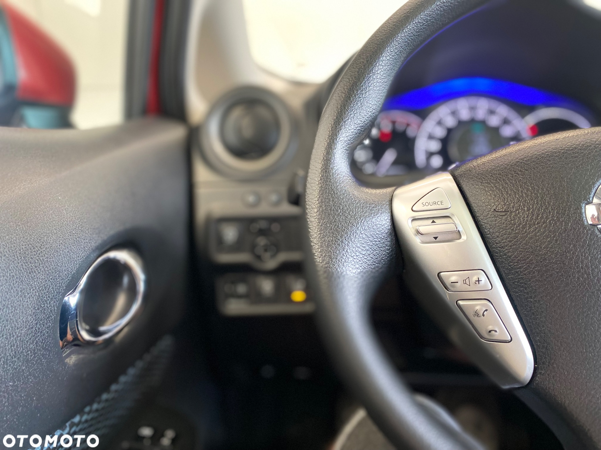 Nissan Note 1.2 Tekna EU6 - 22