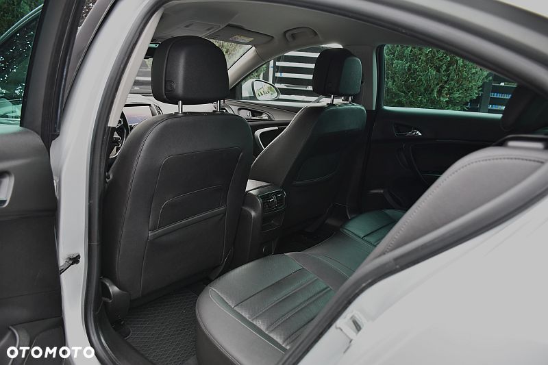 Opel Insignia 1.4 T Cosmo S&S - 16
