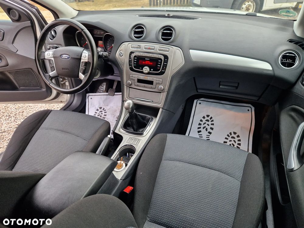 Ford Mondeo 2.0 Viva Titanium - 8