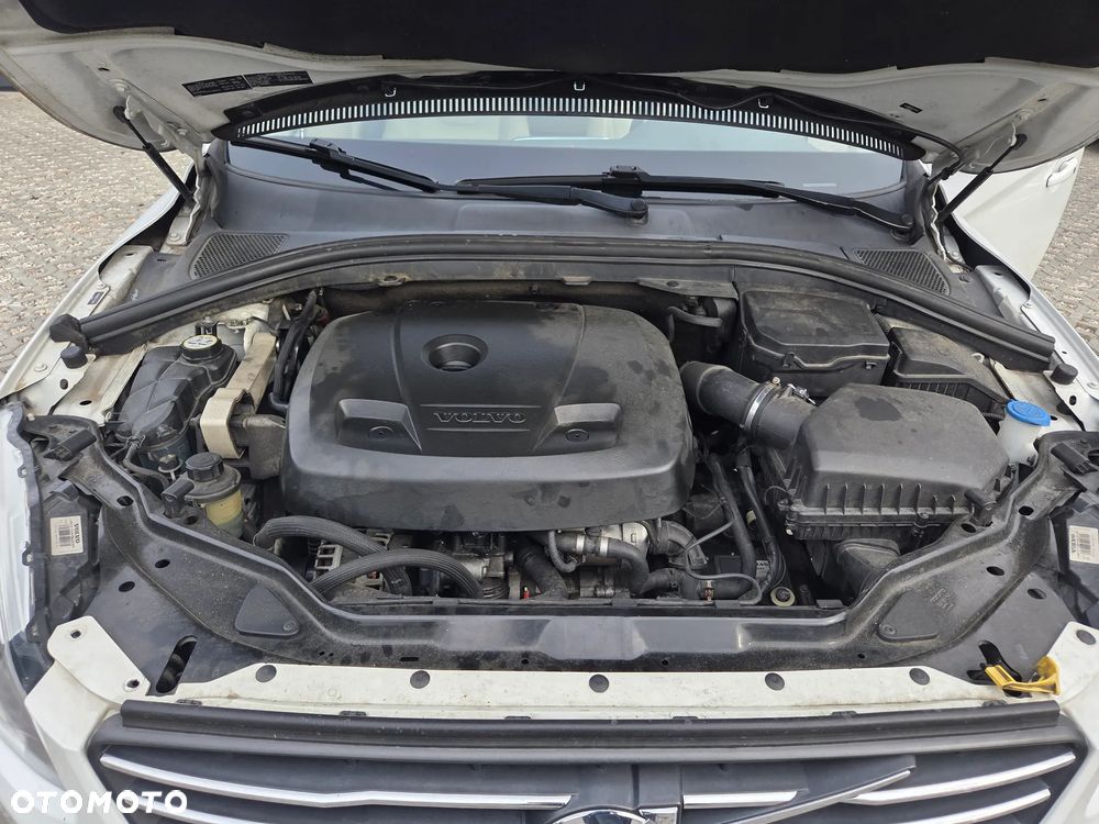 Volvo XC 60 T5 Drive-E Momentum - 7