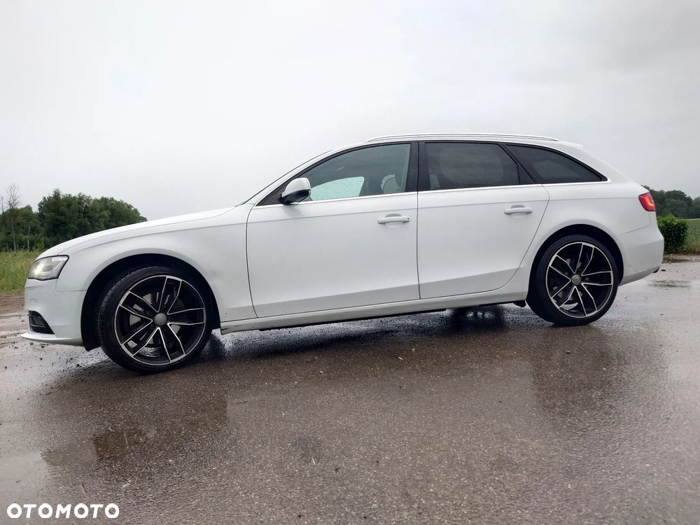 Audi A4 Avant 2.0 TDI DPF clean diesel Ambiente - 4