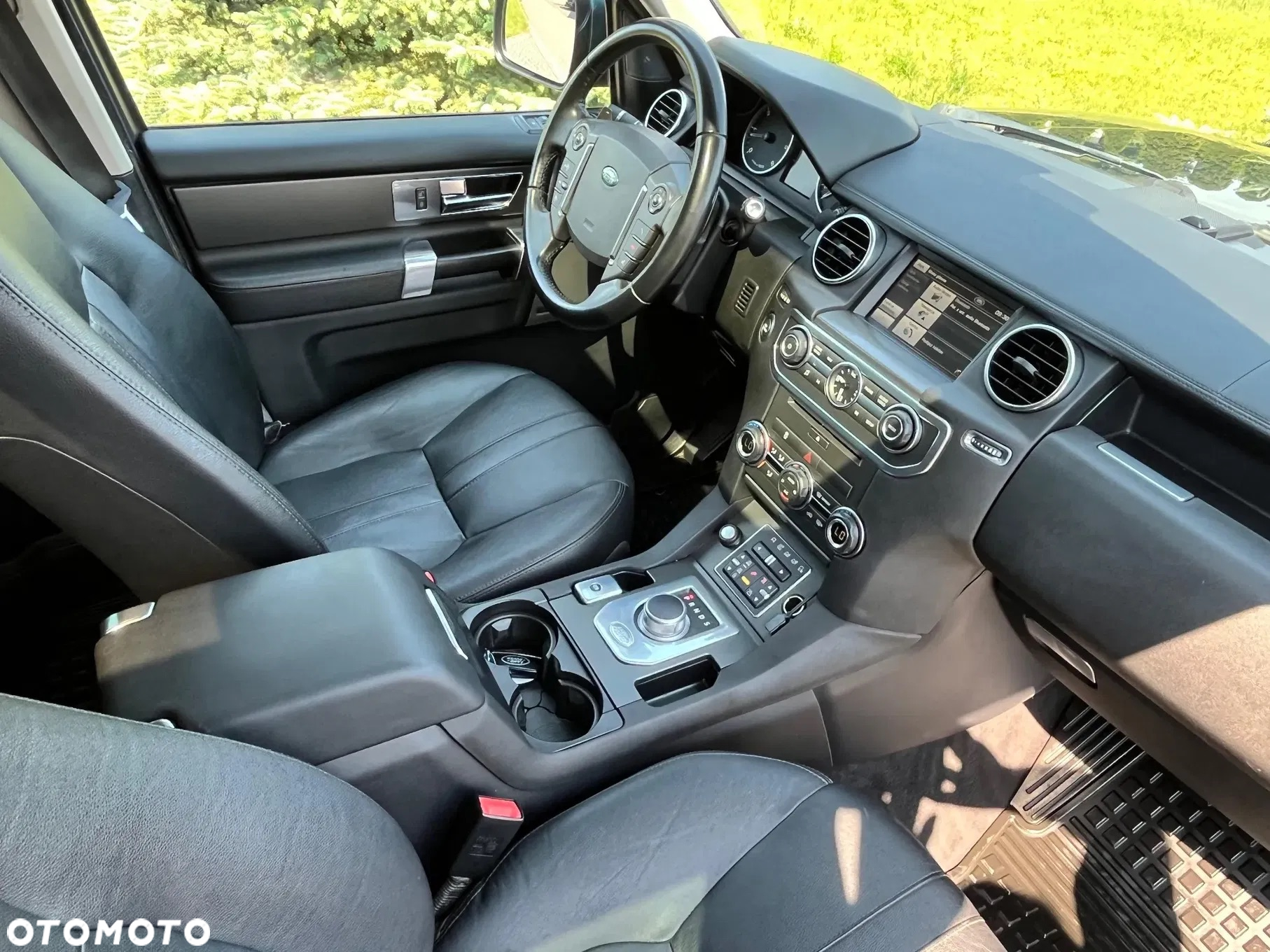 Land Rover Discovery SD V6 HSE Luxury Edition - 13
