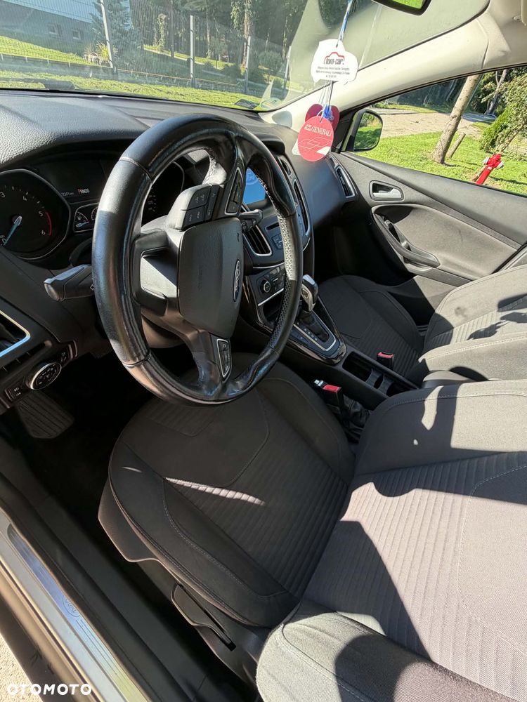 Ford Focus 1.5 TDCi Titanium PowerShift - 5