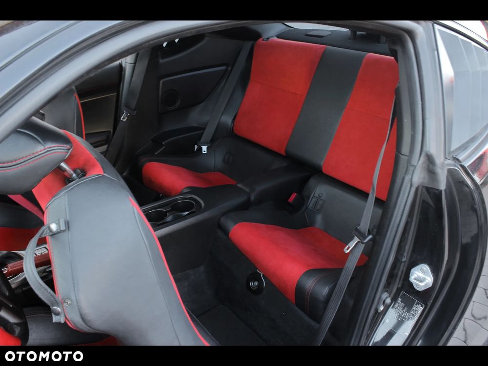Toyota GT86 2.0 Prestige - 8