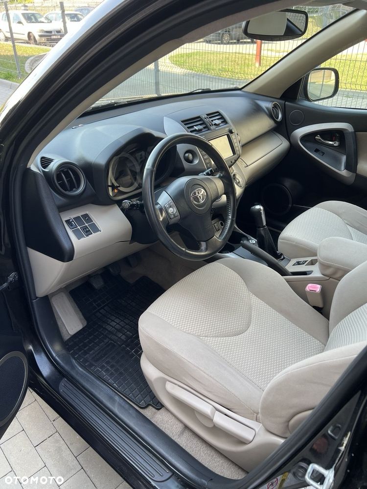 Toyota RAV4 2.0 VVT-i Premium - 6