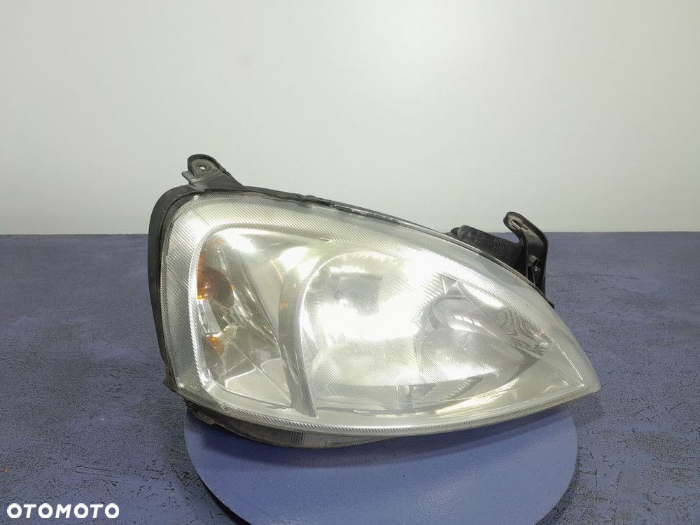 OPEL CORSA C LIFT REFLEKTOR LAMPA PRZÓD PRAWY EU - 2