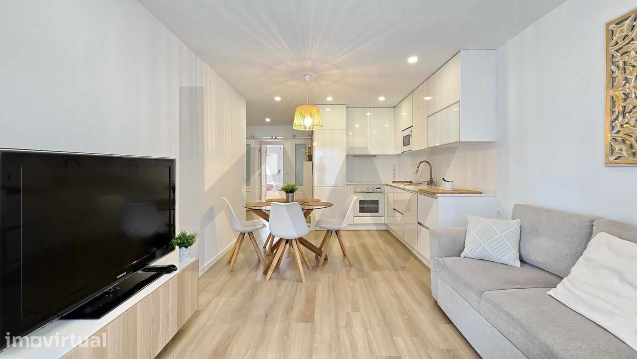 Apartamento com 3 Quartos na Praia da Barra - A Dois Passos do Mar! - Grande imagem: 3/33
