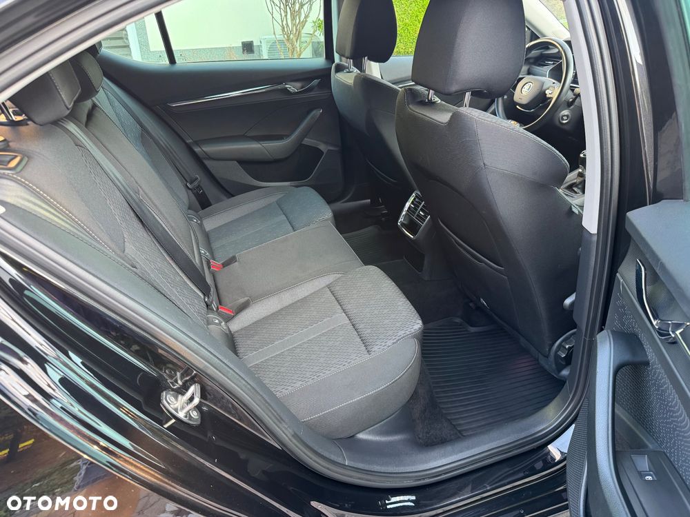 Skoda Octavia 2.0 TDI Style - 22