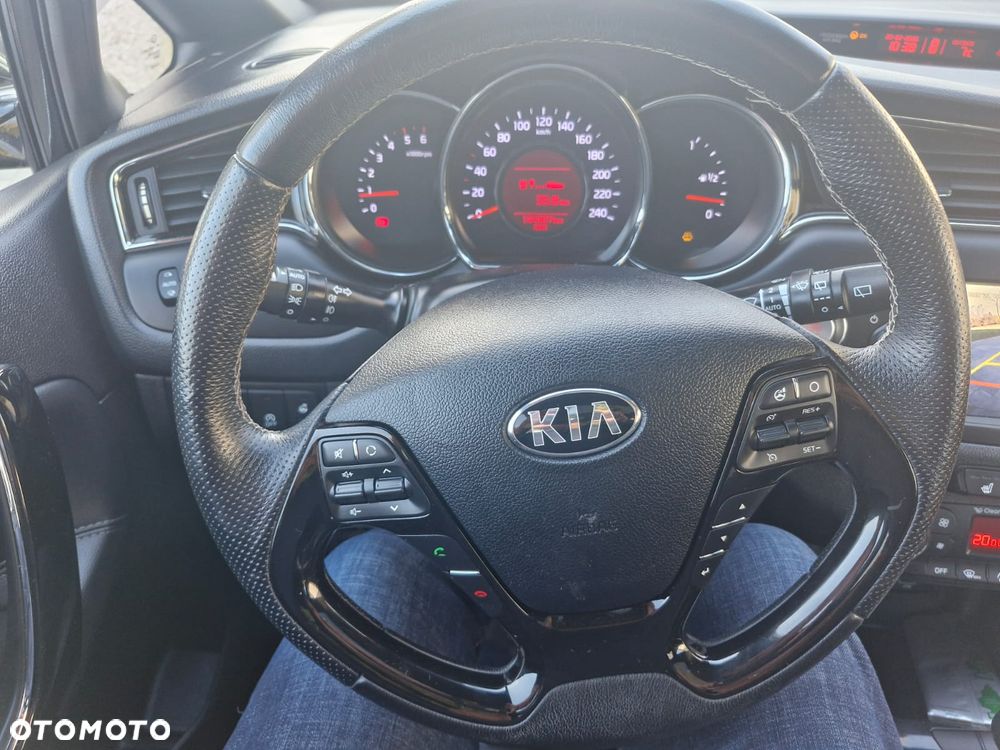 Kia Ceed 1.6 CRDi GT Line - 9