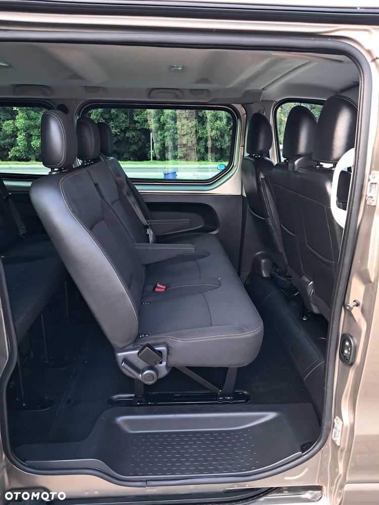 Opel Vivaro - 12