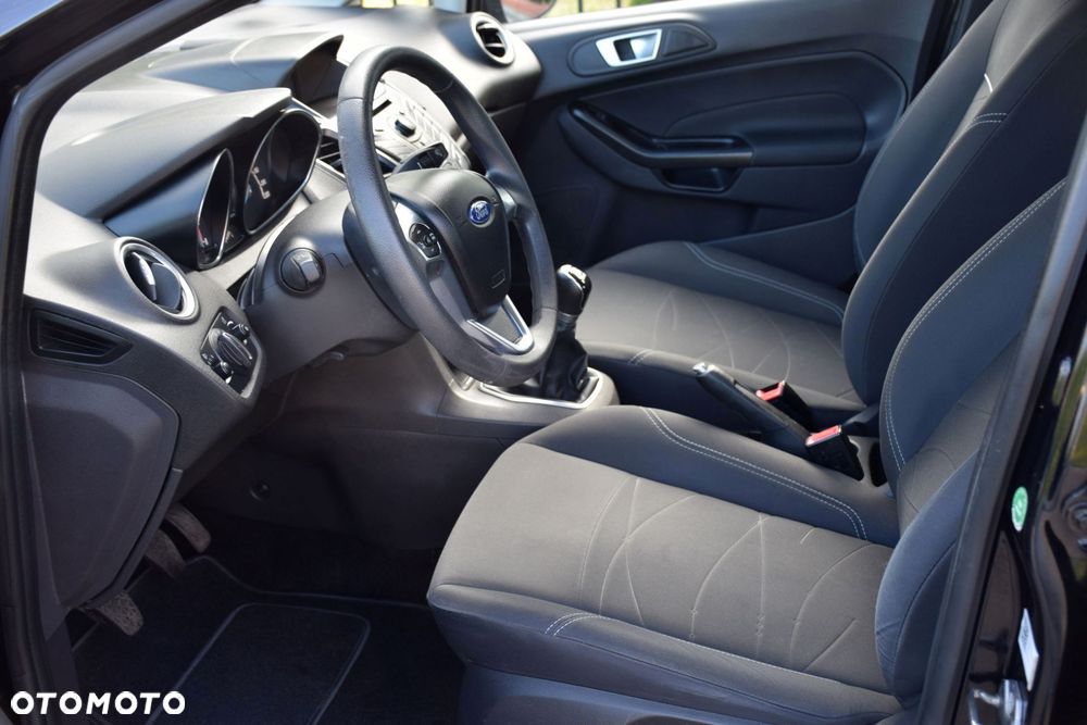 Ford Fiesta 1.25 Celebration - 10