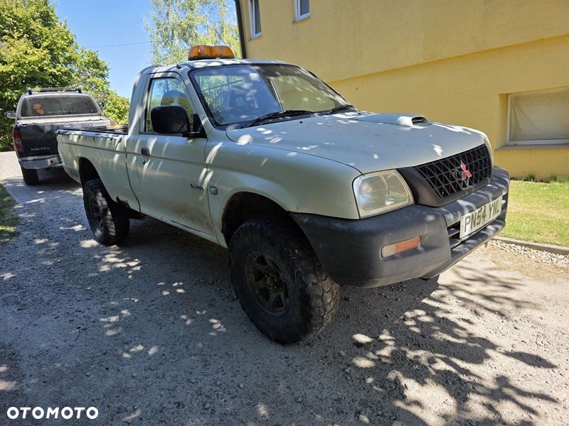 Mitsubishi L200 - 1