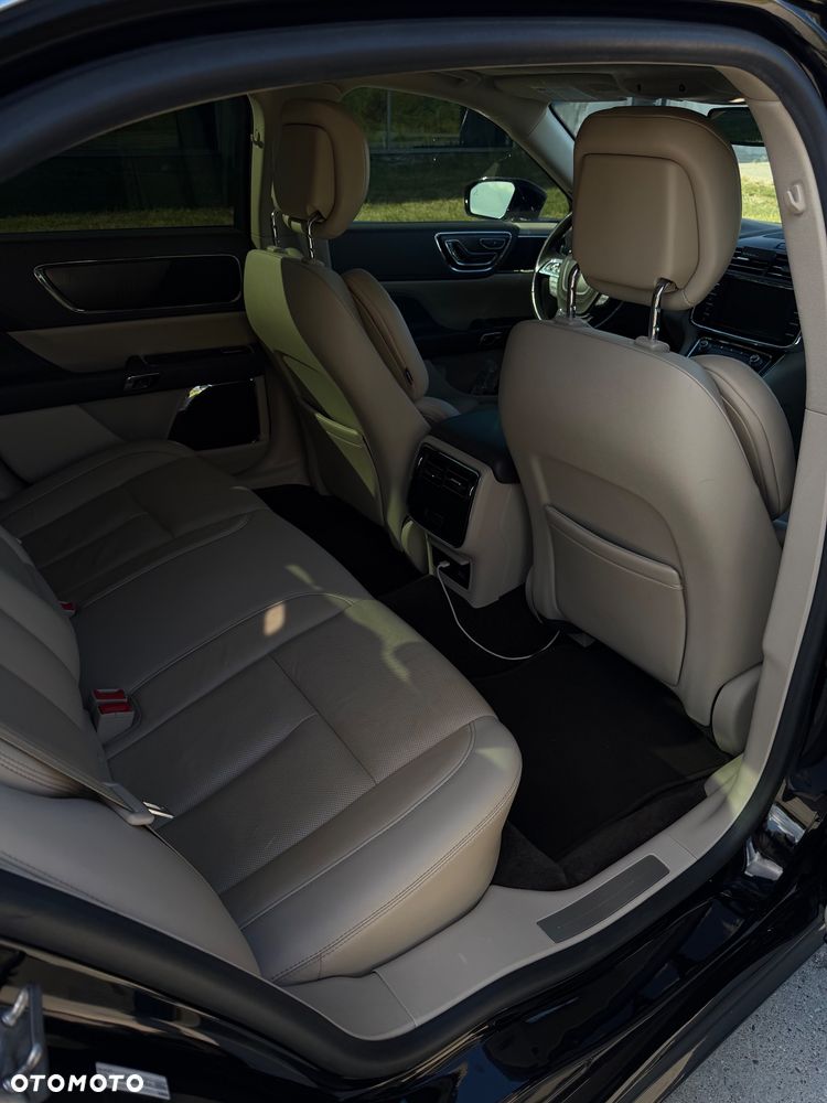 Lincoln Continental - 15