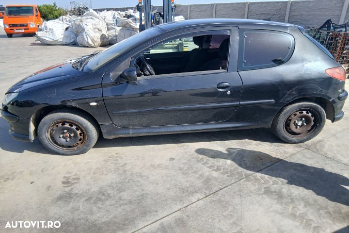 Jante tabla cu anvelope 14 - set 175/65 R14 175/65 R14 Peugeot 206 1 - 7