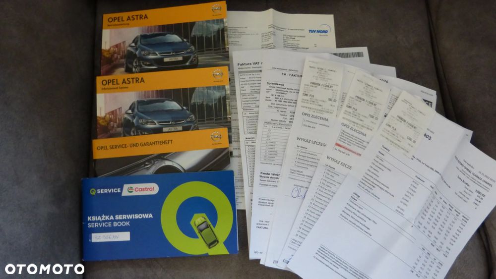 Opel Astra 1.4 Turbo Exklusiv - 36