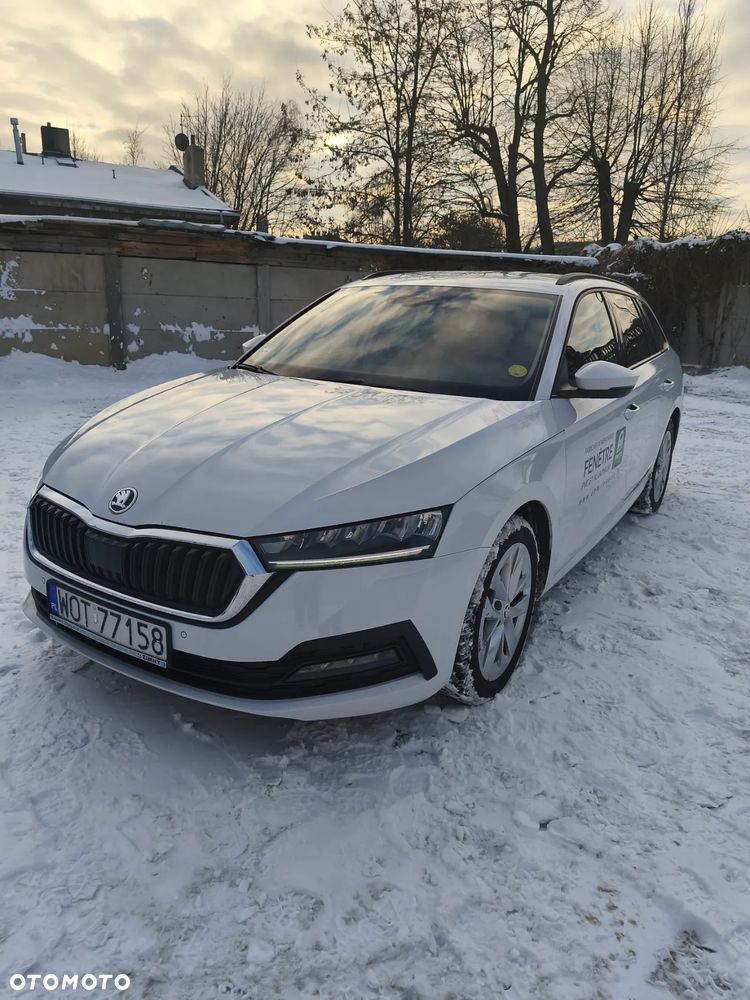 Skoda Octavia 2.0 TDI Ambition DSG - 1
