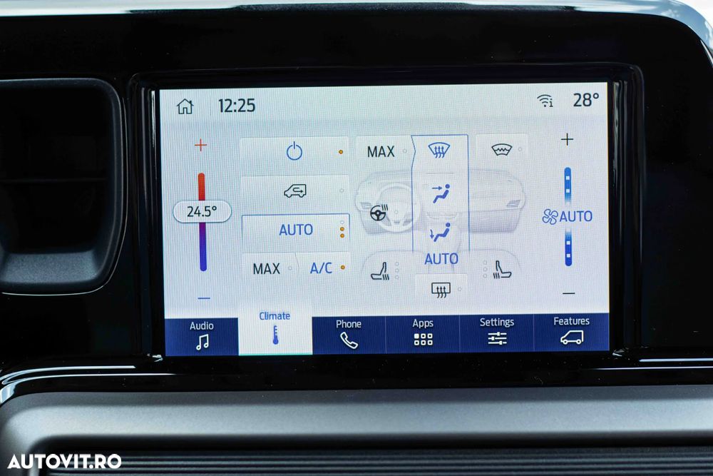 Ford Tourneo Courier 1.0 EcoBoost Titanium - 34