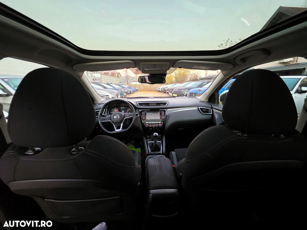 Nissan Qashqai 1.5 DCI N-Connecta - 19
