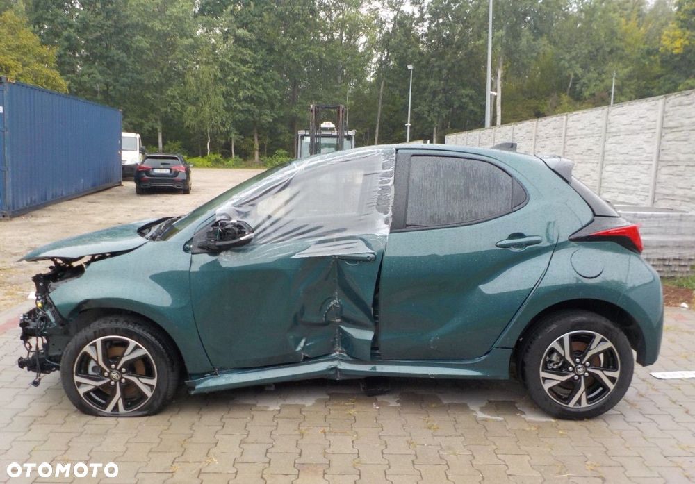 Toyota Yaris - 7