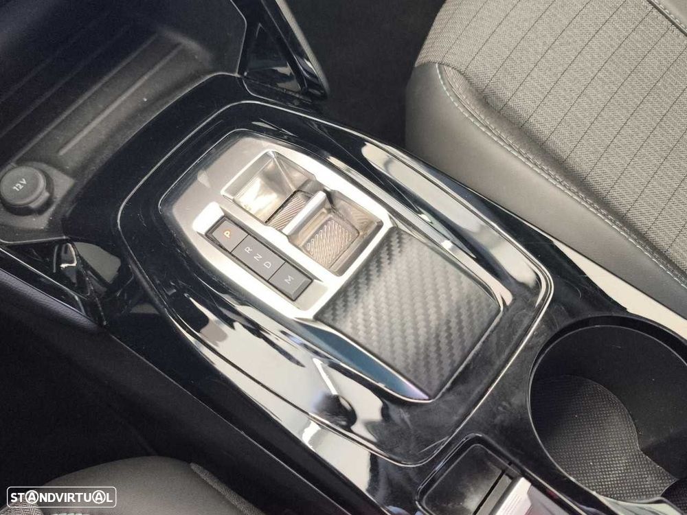 Peugeot 2008 1.2 PureTech Allure Pack EAT8 - 25