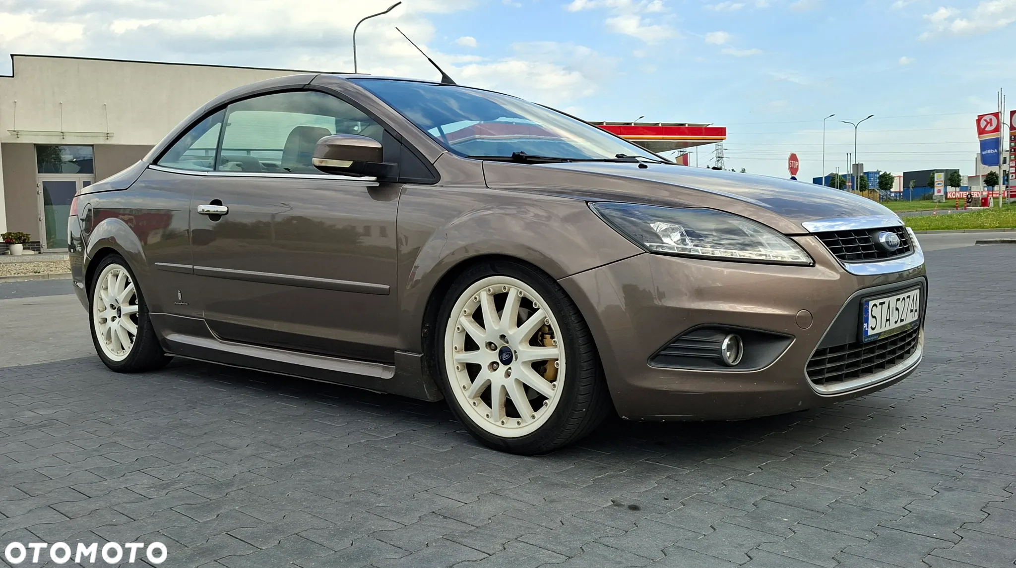 Ford Focus Coupe-Cabriolet 2.0 TDCi DPF Titanium - 12
