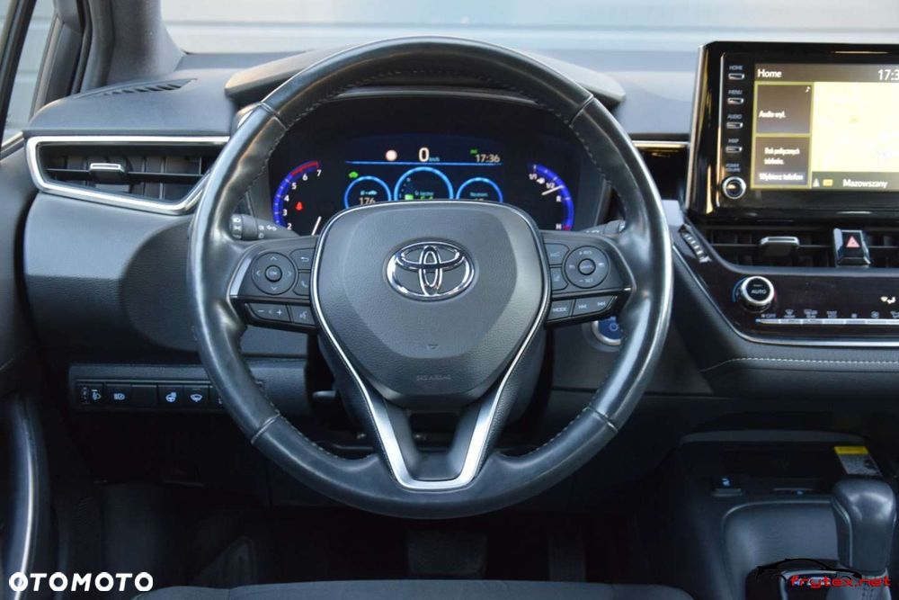 Toyota Corolla - 32