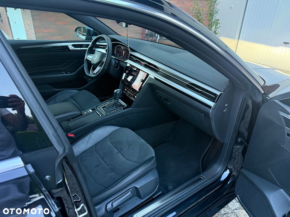 Volkswagen Arteon 2.0 TDI R-Line DSG - 13