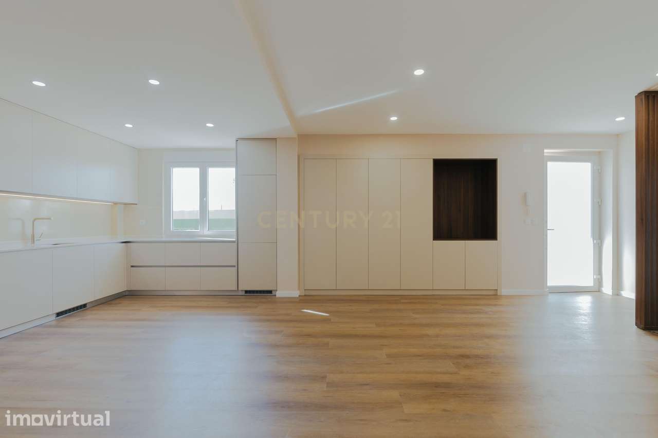 Apartamento, 83 m², Pinhal Novo - Grande imagem: 4/33