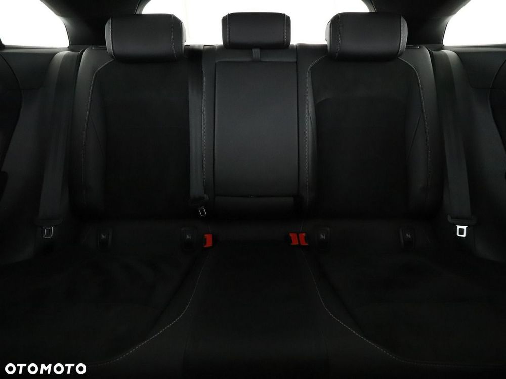 Volkswagen Arteon 2.0 TSI R-Line DSG - 19