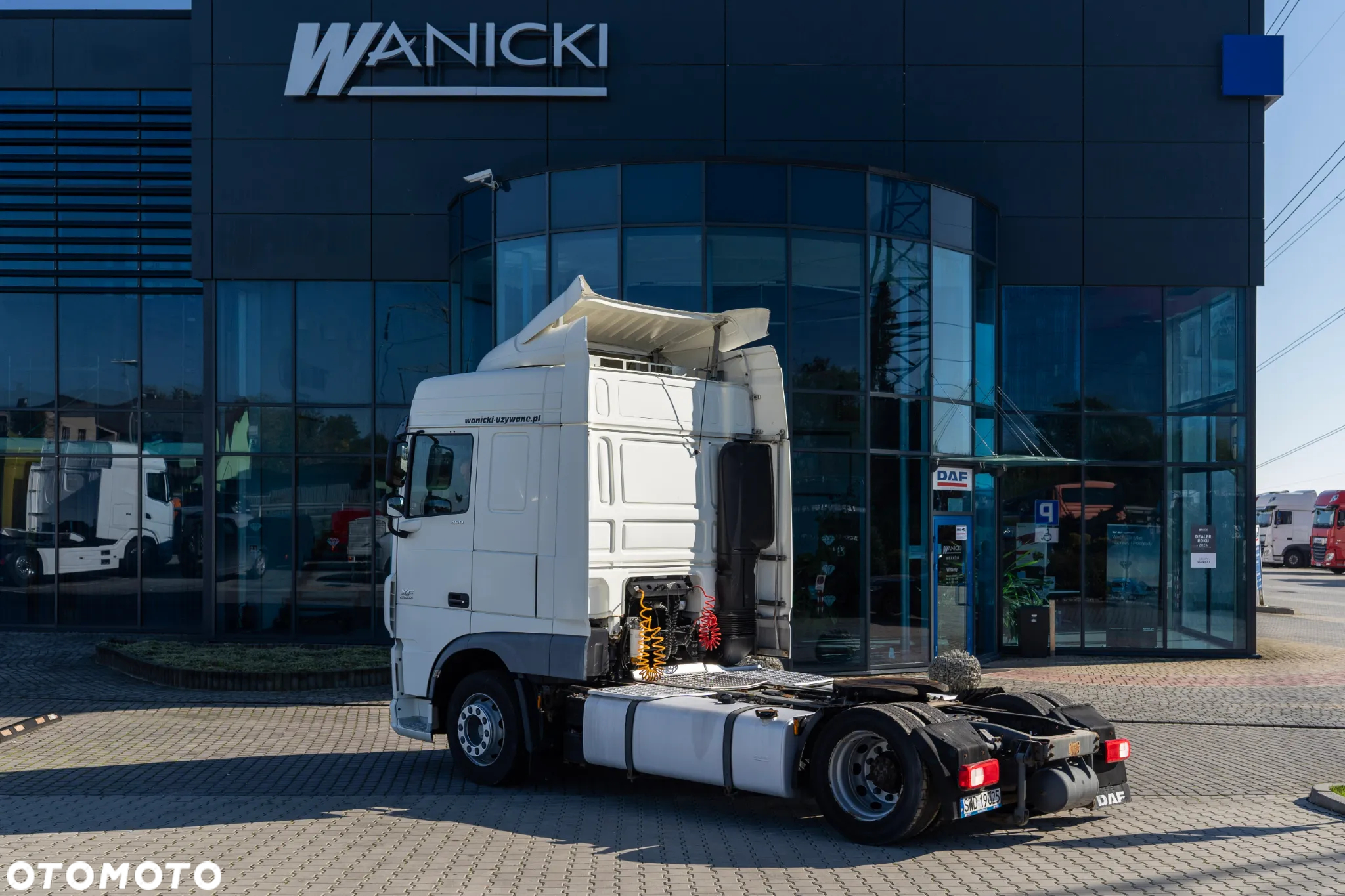 DAF FT 460 XF / LOW DECK / MEGA / SPACE CAB / MANUAL / - 8