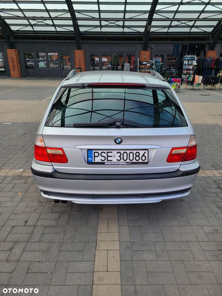 BMW Seria 3 325i - 16