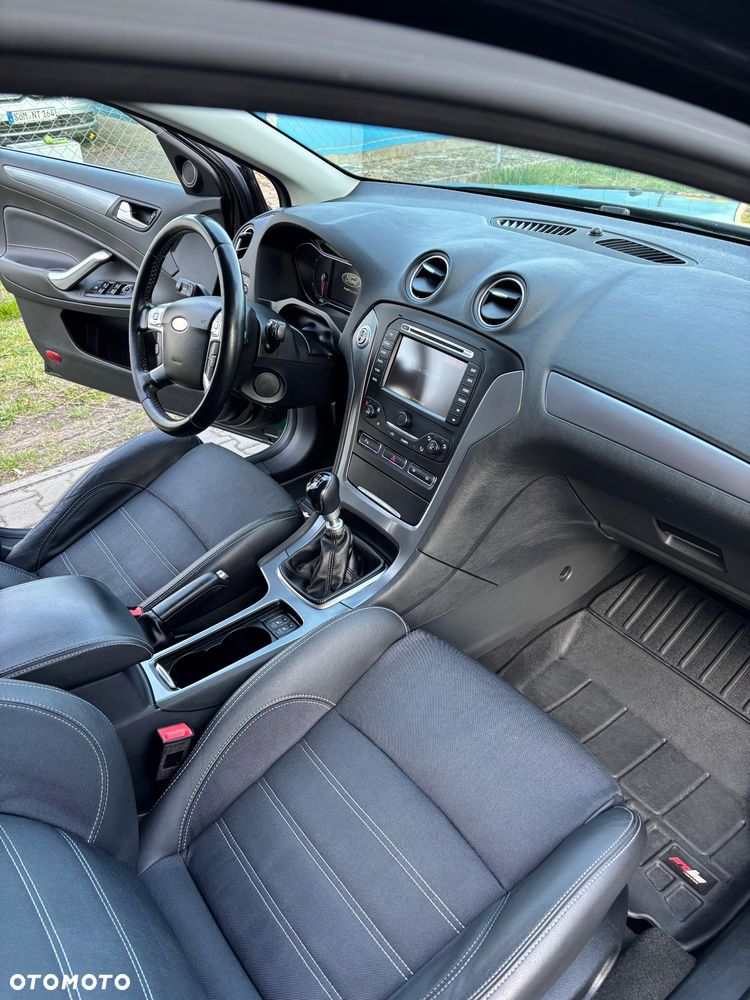 Ford Mondeo 2.0 TDCi Titanium - 12